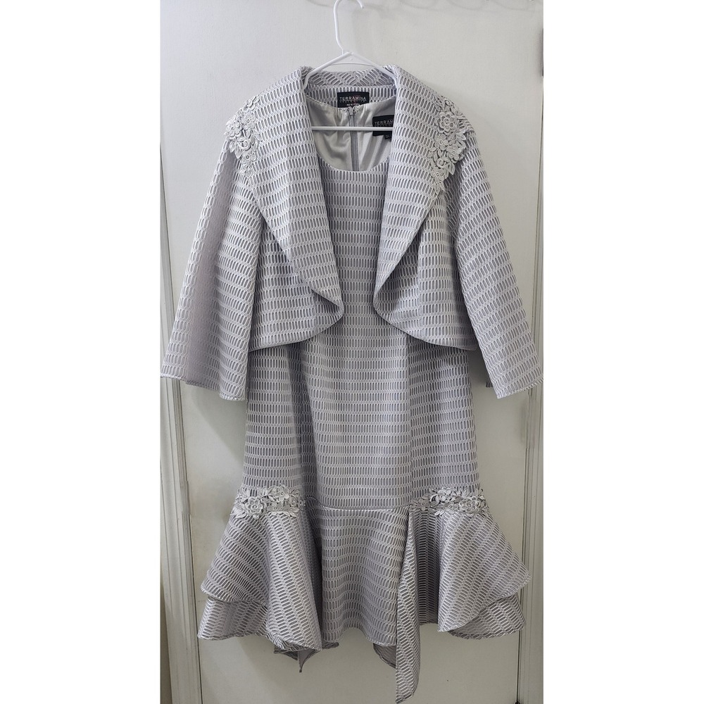Terramina Collection Silver Grey Dress & Jacket Set Floral Lace Plus Size 24